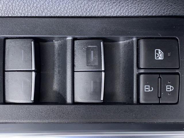 used 2024 Toyota Highlander car, priced at $45,994