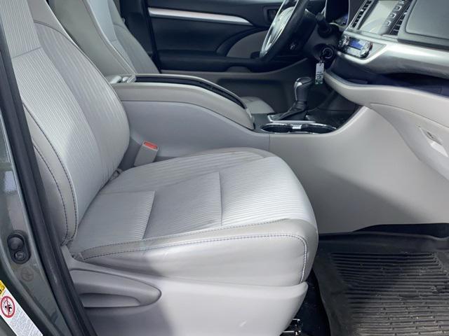 used 2019 Toyota Highlander car, priced at $23,358