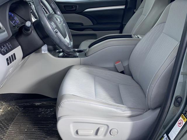 used 2019 Toyota Highlander car, priced at $23,358