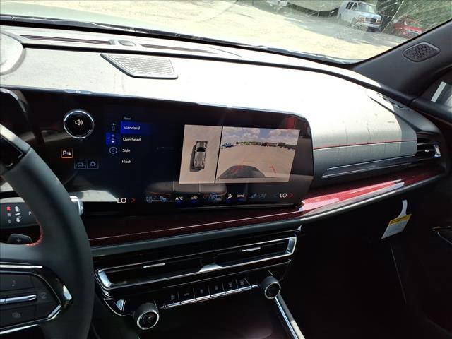 new 2026 Chevrolet Traverse car, priced at $57,613