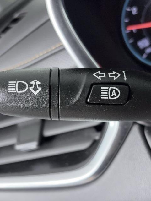 used 2022 Chevrolet Equinox car, priced at $24,494