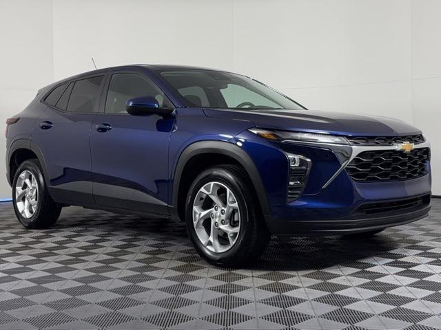 used 2024 Chevrolet Trax car, priced at $20,324
