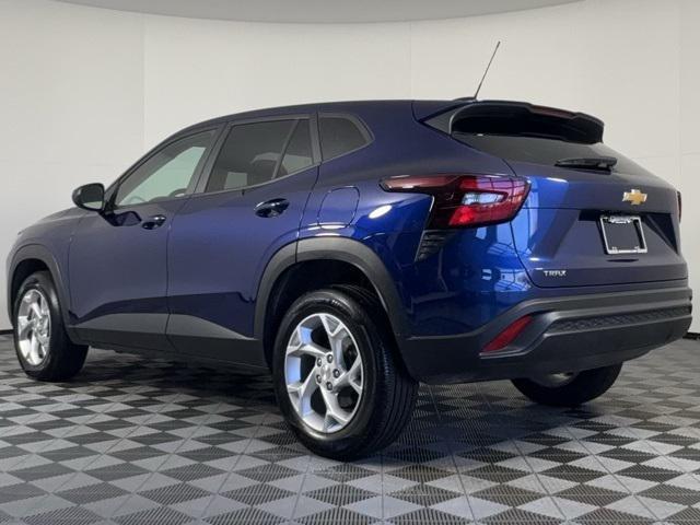 used 2024 Chevrolet Trax car, priced at $20,324