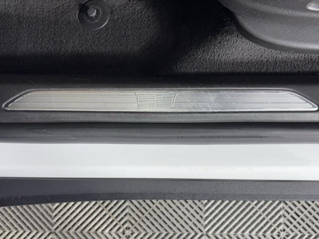 used 2019 Cadillac XT5 car, priced at $20,814