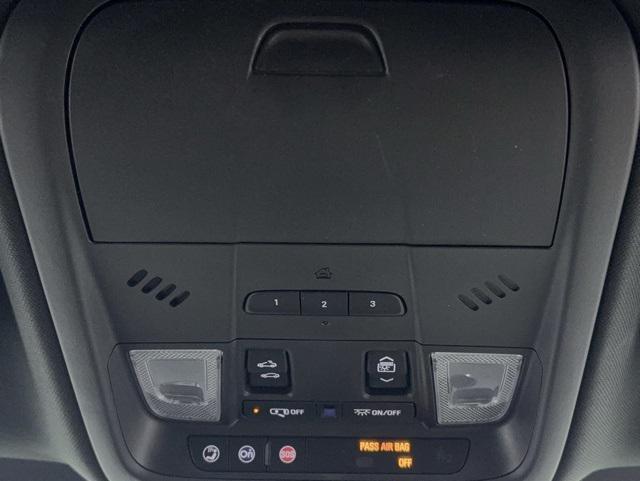 used 2019 Cadillac XT5 car, priced at $20,814