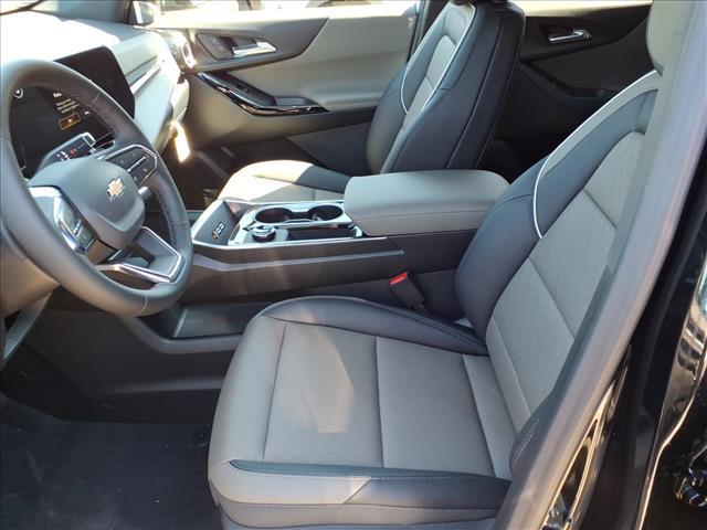 new 2026 Chevrolet Equinox car, priced at $32,870