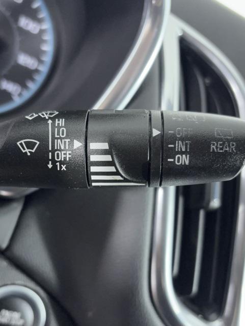 used 2018 Chevrolet Equinox car, priced at $12,994