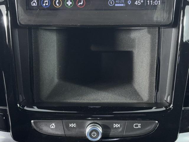 used 2023 Chevrolet Traverse car, priced at $27,899