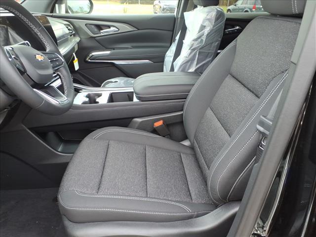 new 2026 Chevrolet Traverse car, priced at $43,766