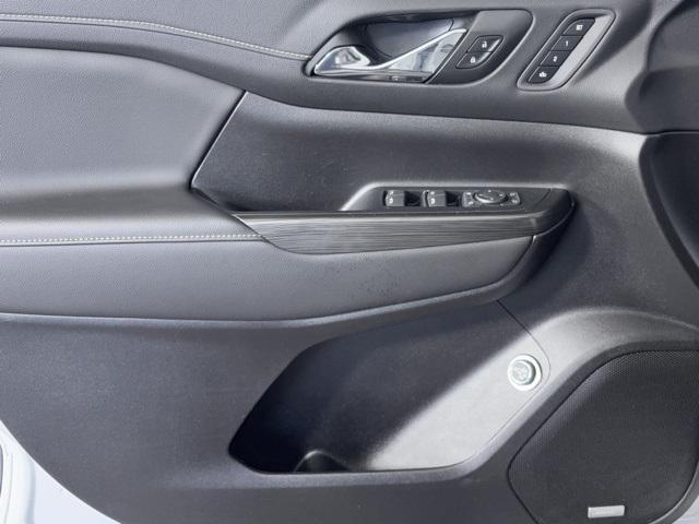 used 2023 GMC Acadia car, priced at $31,546