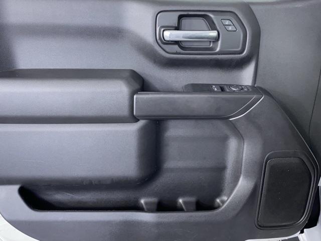 used 2024 Chevrolet Silverado 1500 car, priced at $28,162
