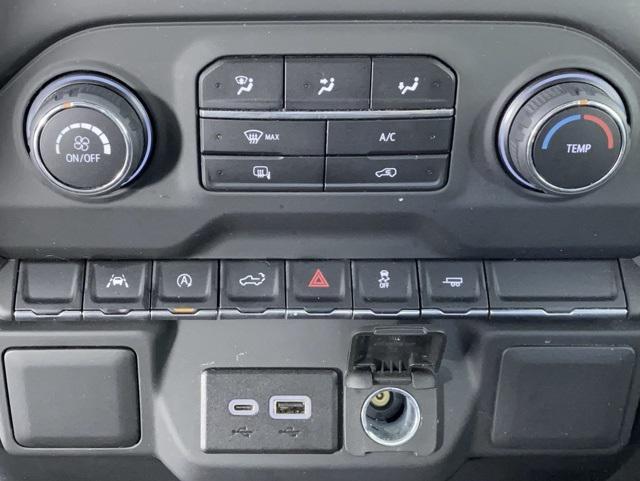 used 2024 Chevrolet Silverado 1500 car, priced at $28,162