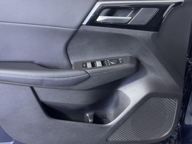 used 2023 Mitsubishi Outlander PHEV car, priced at $29,000