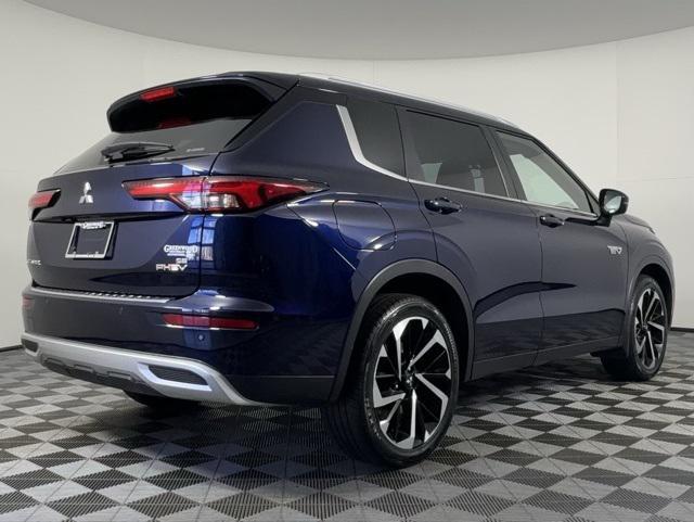used 2023 Mitsubishi Outlander PHEV car, priced at $29,000