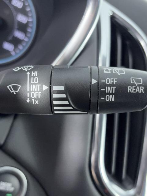 used 2024 Chevrolet Equinox car, priced at $22,320