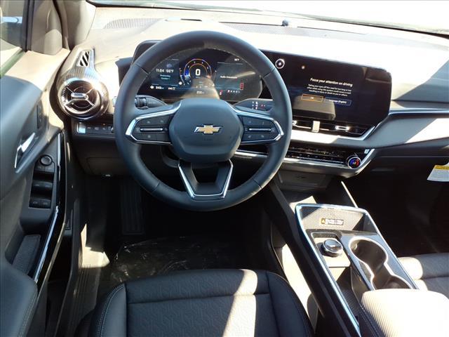 new 2026 Chevrolet Equinox car, priced at $35,900