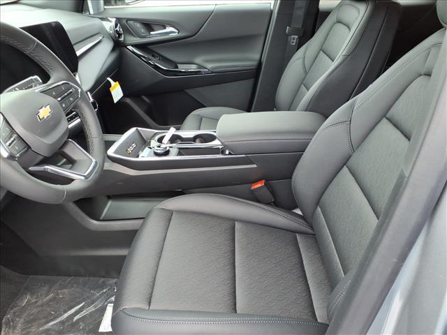 new 2026 Chevrolet Equinox car, priced at $32,927