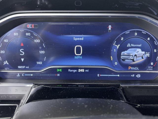 used 2024 Chevrolet Silverado 1500 car, priced at $38,399