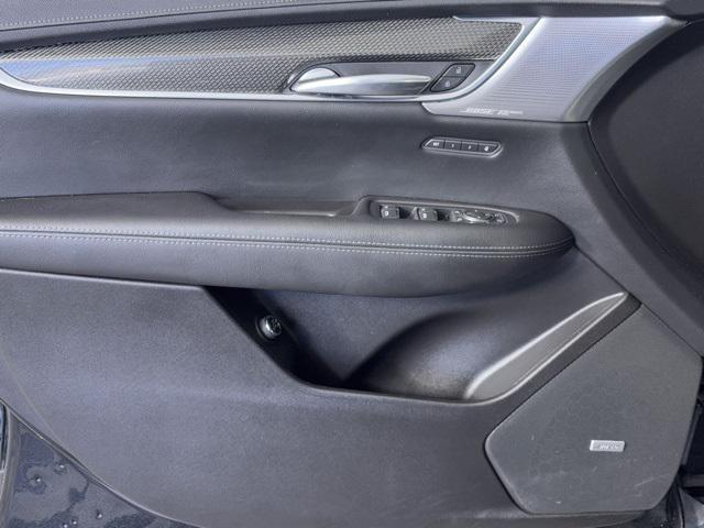 used 2021 Cadillac XT5 car, priced at $28,167