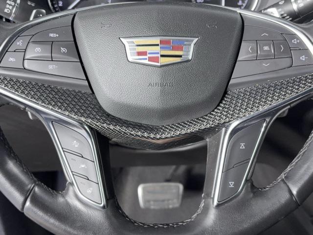 used 2021 Cadillac XT5 car, priced at $28,167