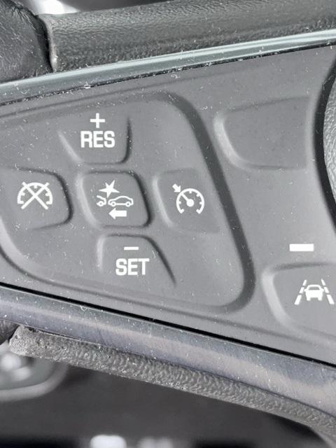 used 2020 Chevrolet Equinox car, priced at $17,297