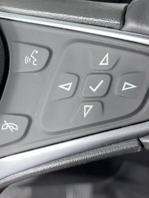 used 2020 Chevrolet Equinox car, priced at $17,297