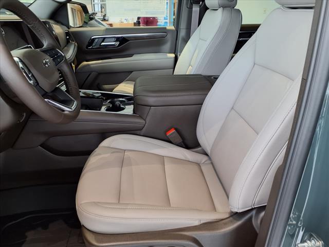 new 2025 Chevrolet Suburban car, priced at $78,180