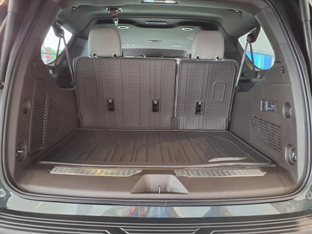 new 2025 Chevrolet Suburban car, priced at $78,180