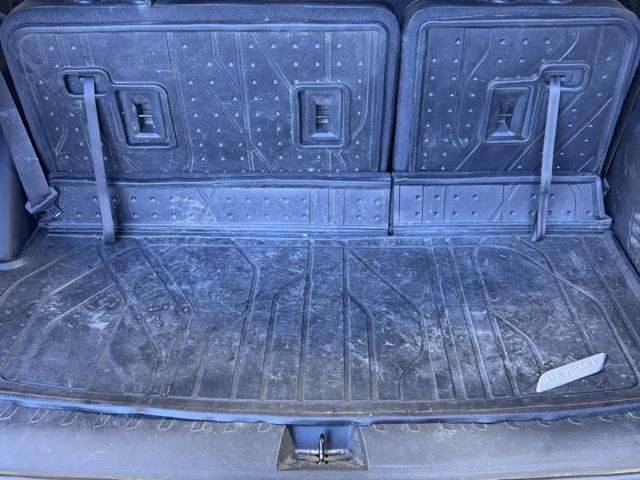 used 2023 Chevrolet Traverse car