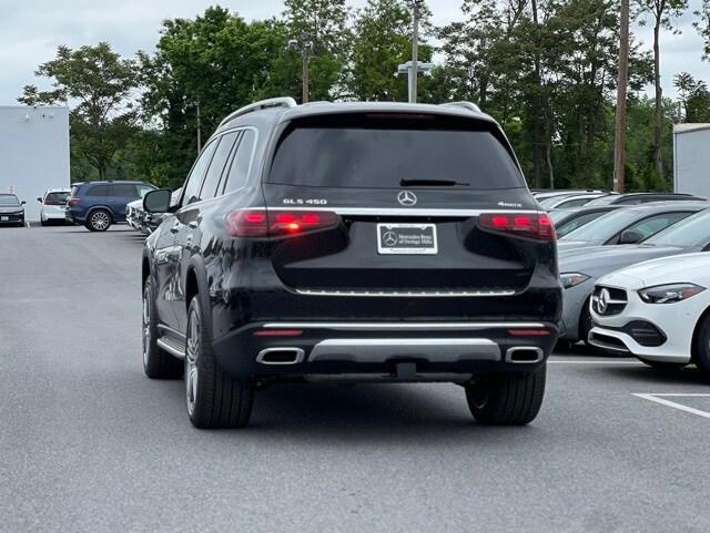 new 2024 Mercedes-Benz GLS 450 car, priced at $90,200