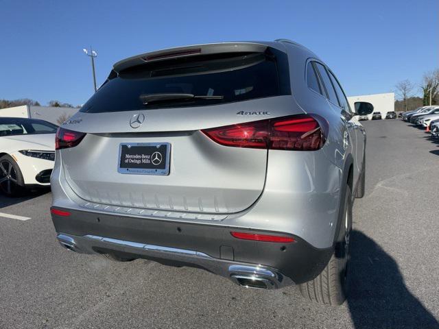 new 2025 Mercedes-Benz GLA 250 car, priced at $49,800