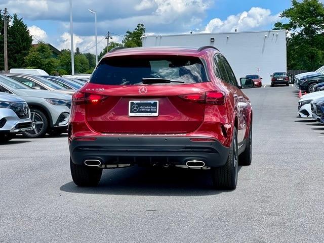 new 2025 Mercedes-Benz GLA 250 car, priced at $56,870