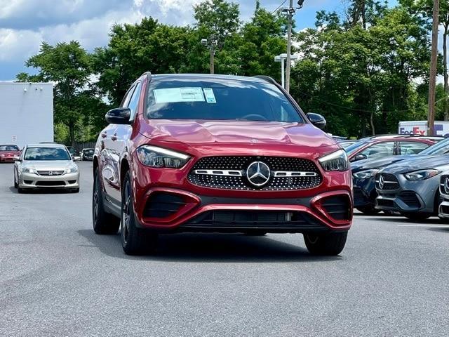 new 2025 Mercedes-Benz GLA 250 car, priced at $56,870