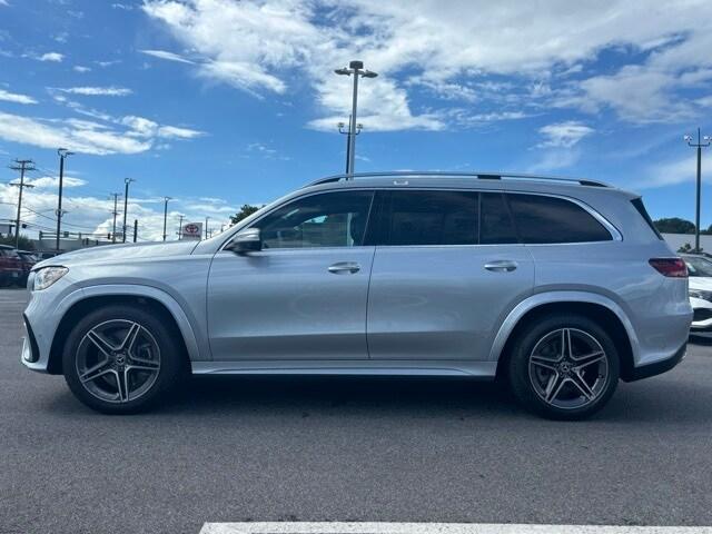 new 2025 Mercedes-Benz GLS 450 car, priced at $95,915