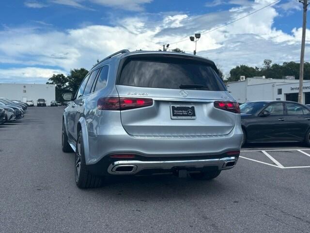 new 2025 Mercedes-Benz GLS 450 car, priced at $95,915