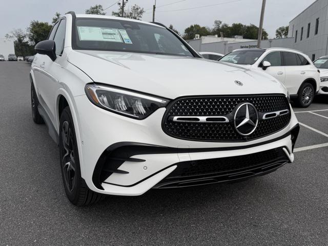 new 2026 Mercedes-Benz GLC 300 car, priced at $60,345