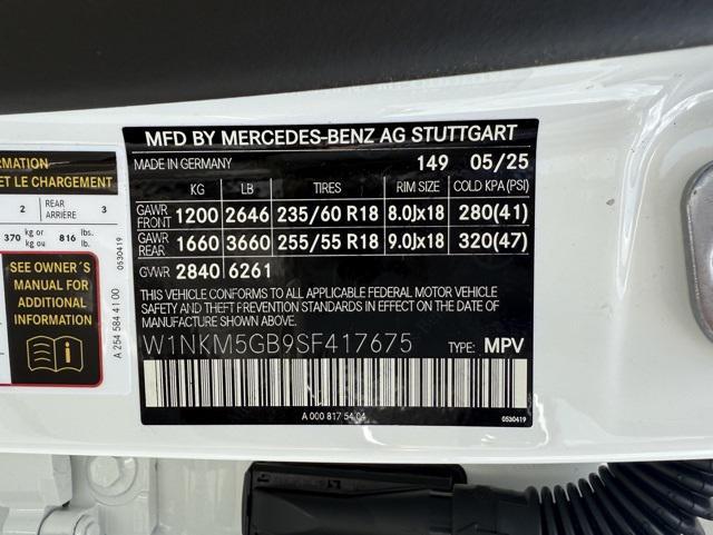 new 2025 Mercedes-Benz GLC 350e car, priced at $66,570