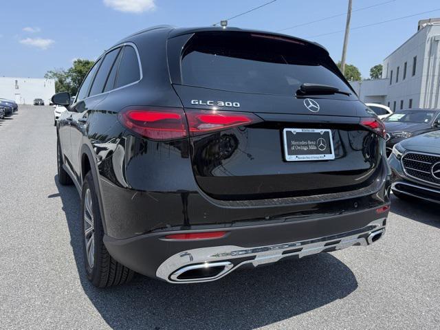 new 2025 Mercedes-Benz GLC 300 car, priced at $54,185