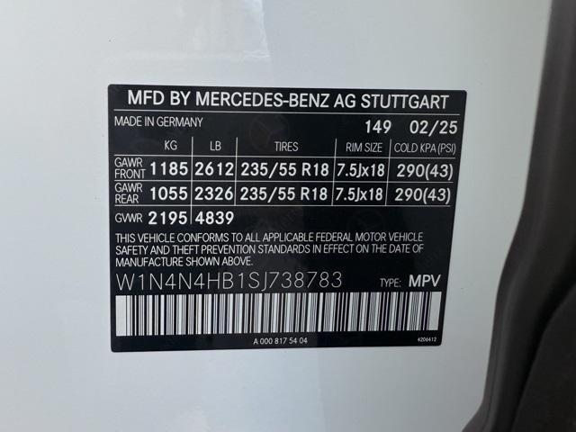 new 2025 Mercedes-Benz GLA 250 car, priced at $47,295