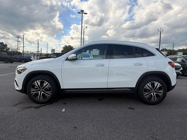 new 2025 Mercedes-Benz GLA 250 car, priced at $47,295