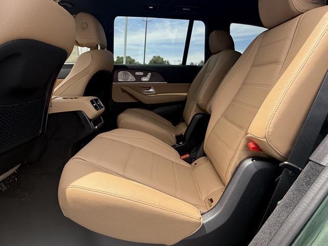 new 2025 Mercedes-Benz GLS 450 car, priced at $110,330