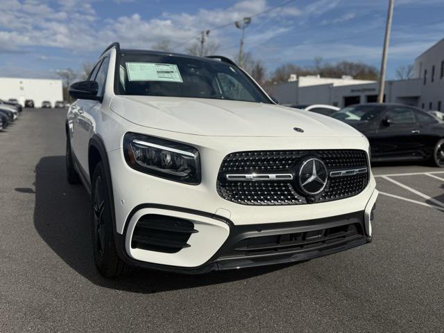 new 2025 Mercedes-Benz GLB 250 car, priced at $55,975