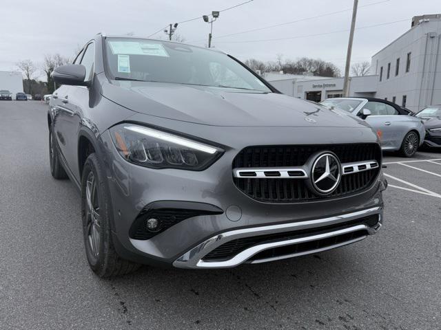 new 2025 Mercedes-Benz GLA 250 car, priced at $50,825