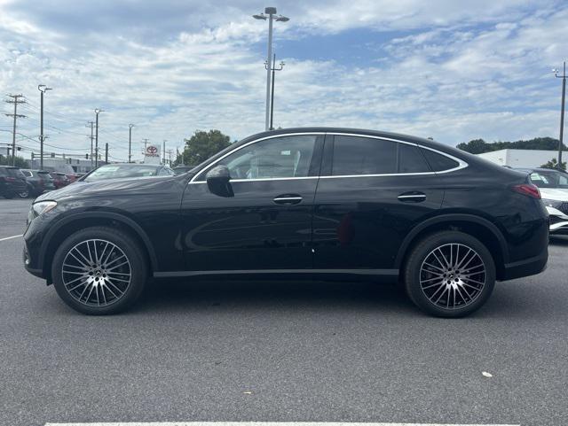 new 2025 Mercedes-Benz GLC 300 car, priced at $62,700