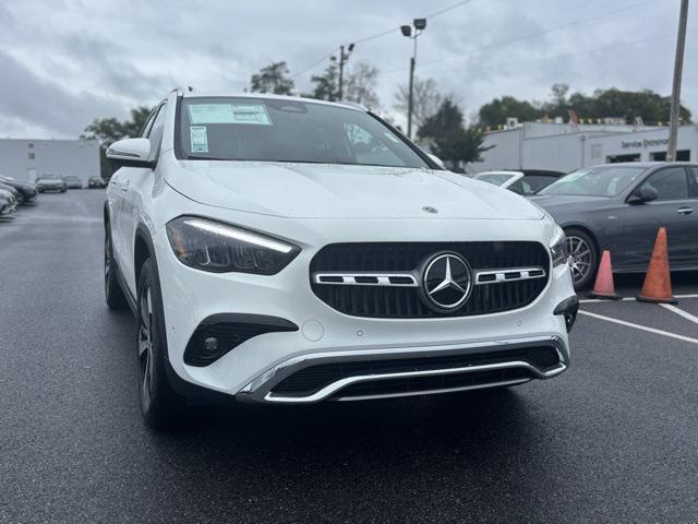 new 2025 Mercedes-Benz GLA 250 car, priced at $48,030