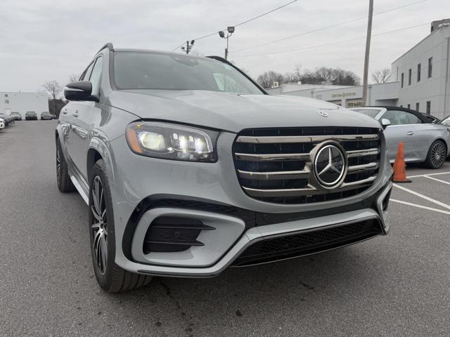 new 2025 Mercedes-Benz GLS 450 car, priced at $102,700