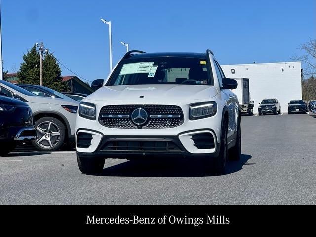 new 2024 Mercedes-Benz GLB 250 car, priced at $53,770