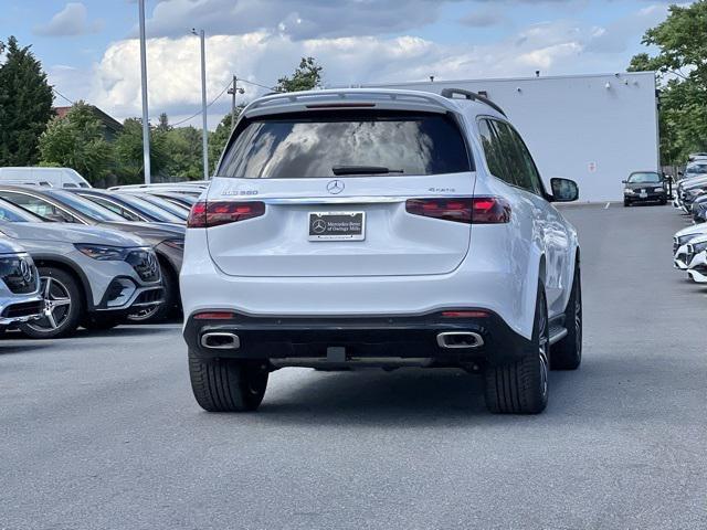 new 2024 Mercedes-Benz GLS 580 car, priced at $122,455