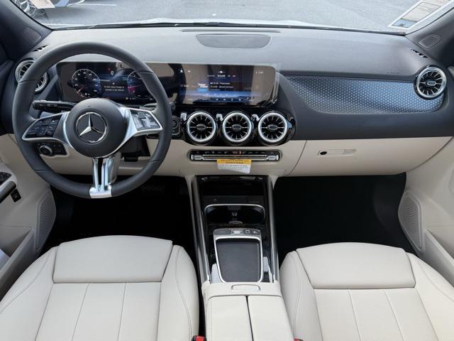 new 2025 Mercedes-Benz GLA 250 car, priced at $49,650