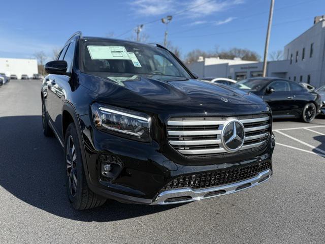 new 2025 Mercedes-Benz GLB 250 car, priced at $49,595